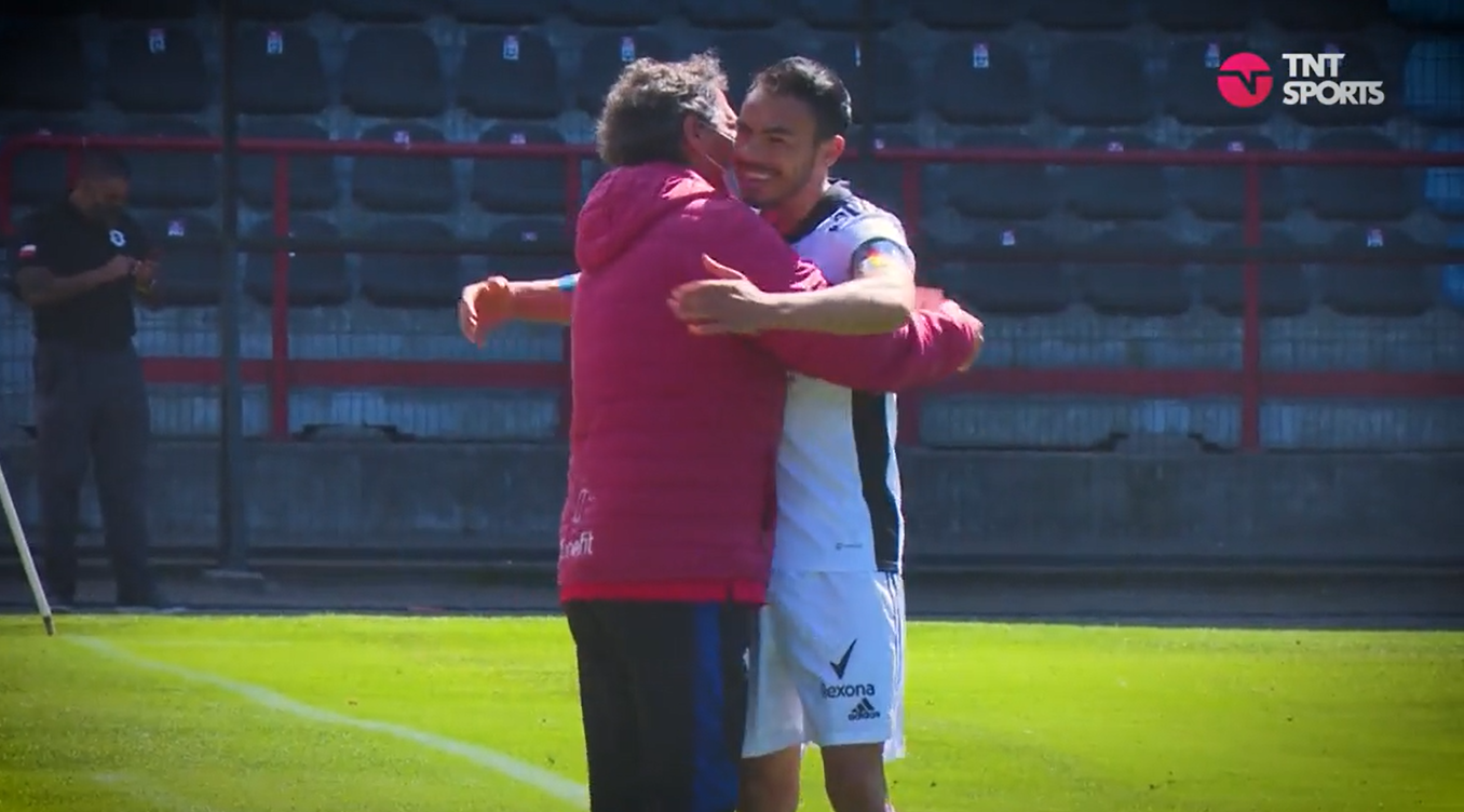 Mario Salas y Gabriel Suazo abrazo Colo Colo